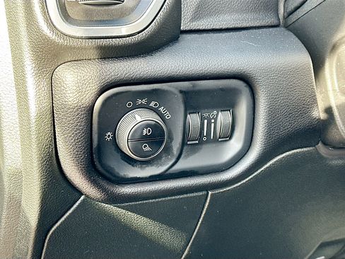 Used 2024 RAM 2500 Laramie w/ Safety Group image 17