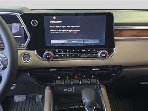 New 2026 GMC Canyon Denali image 21