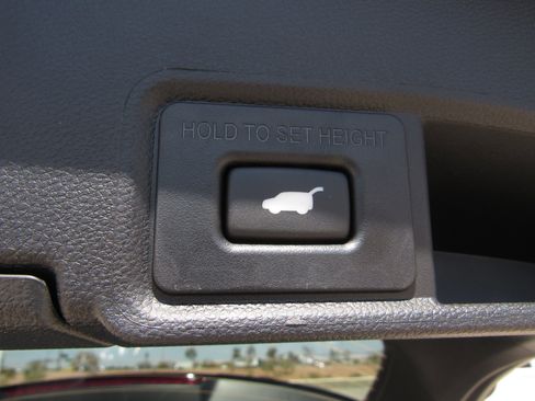 New 2026 Acura RDX SH-AWD image 14