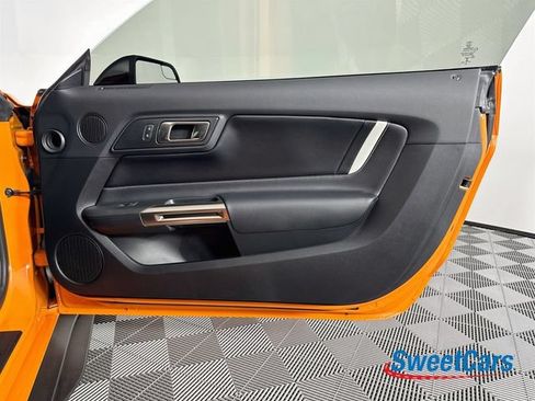 Used 2020 Ford Mustang Shelby GT500 RWD image 36