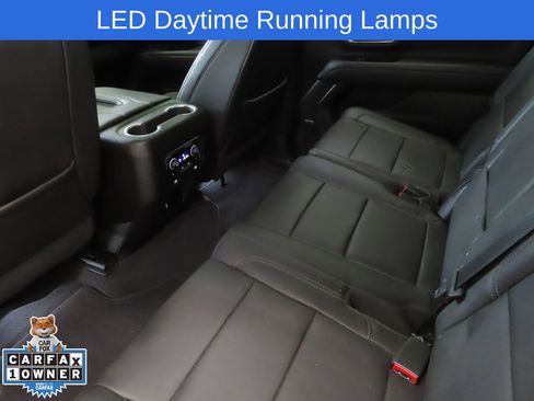 Used 2023 Chevrolet Suburban Z71 w/ Luxury Package image 23