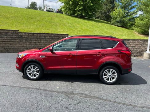 Used 2019 Ford Escape SEL AWD/4WD image 8