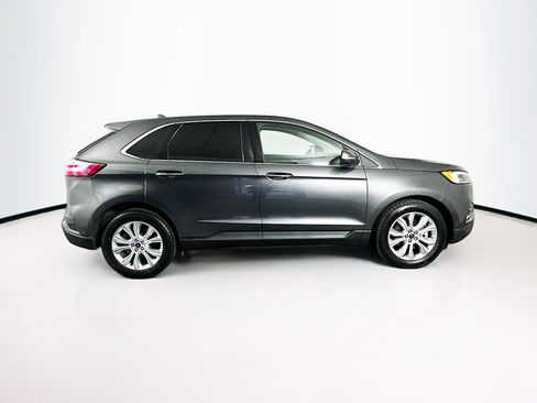 Used 2020 Ford Edge Titanium w/ Equipment Group 301A image 10
