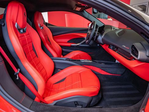 Used 2023 Ferrari 296 GTB RWD image 18