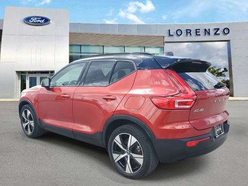 Used 2021 Volvo XC40 P8 Recharge w/ Advanced Package image 7