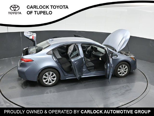 Used 2026 Toyota Corolla LE FWD image 61