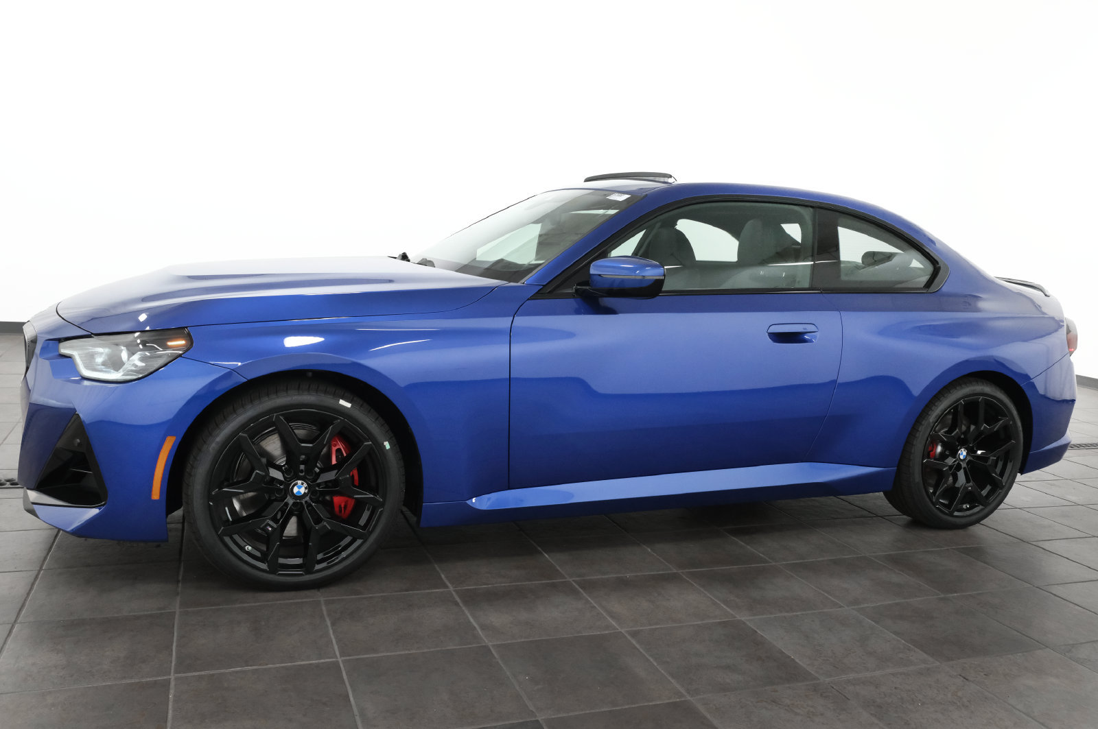 New 2026 BMW 230i xDrive Coupe w/ Premium Package AWD/4WD image 3