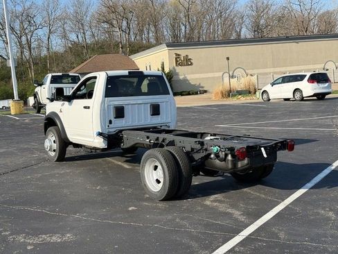 New 2026 RAM 5500 Tradesman w/ Chrome Appearance Group image 3