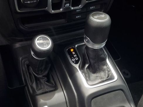 Used 2021 Jeep Wrangler Unlimited Sport AWD/4WD image 24
