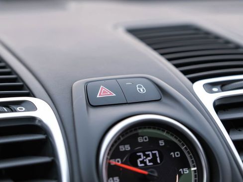 Used 2015 Porsche Boxster GTS image 27