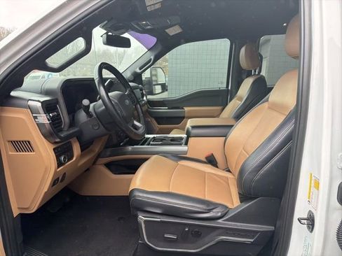 Used 2023 Ford F350 Lariat w/ Tow Technology Package image 26