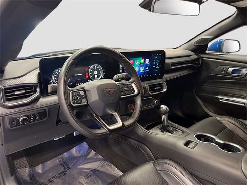 Used 2024 Ford Mustang GT Premium image 9