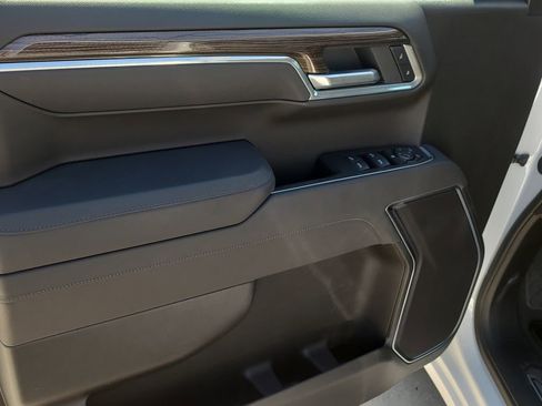 Used 2026 Chevrolet Silverado 1500 LT image 18