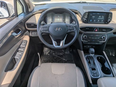 Used 2020 Hyundai Santa Fe SEL FWD image 17