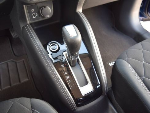 Used 2018 Nissan Kicks SV FWD image 58