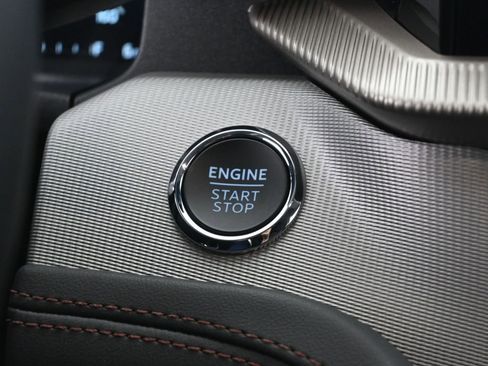 New 2026 Ford Explorer Active RWD image 13