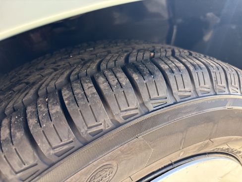 Used 2012 Toyota Prius Two image 12