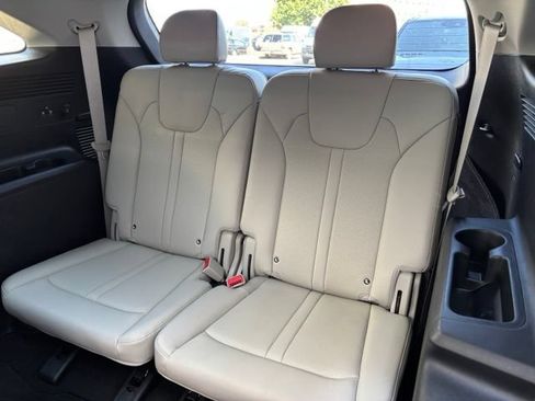 Used 2023 Kia Sorento EX w/ Panoramic Sunroof Package AWD/4WD image 35