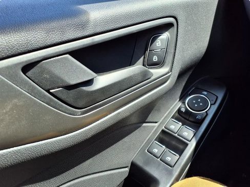Used 2025 Ford Escape Active w/ Cold Weather Package FWD image 28