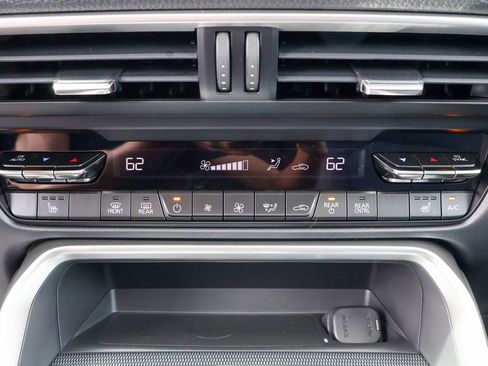 New 2025 MAZDA CX-70 Plug-In Hybrid w/ Premium Pkg image 33