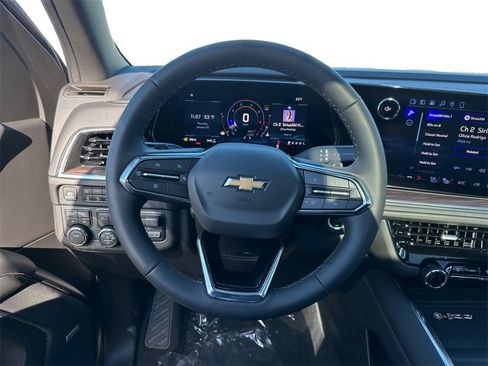 New 2026 Chevrolet Suburban Premier image 12