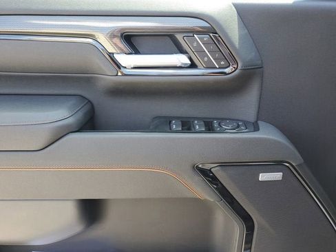 New 2026 GMC Sierra 2500 AT4 AWD/4WD image 18