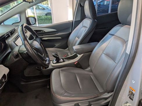 Used 2020 Chevrolet Bolt Premier w/ Infotainment Package image 6