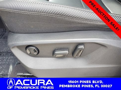 Used 2021 Volkswagen Atlas Cross Sport SE w/ Panoramic Sunroof Package image 19