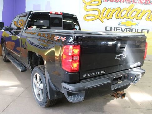 Used 2016 Chevrolet Silverado 2500 High Country w/ High Country Premium Package AWD/4WD image 6