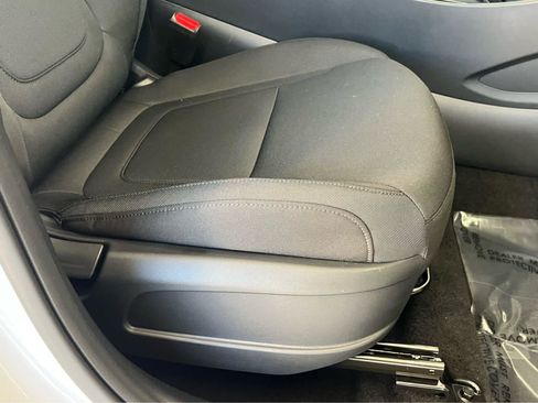 New 2026 Hyundai Tucson SE AWD/4WD image 18