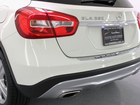 Used 2015 Mercedes-Benz GLA 250 image 24