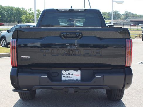 Used 2024 Toyota Tundra Limited AWD/4WD image 3