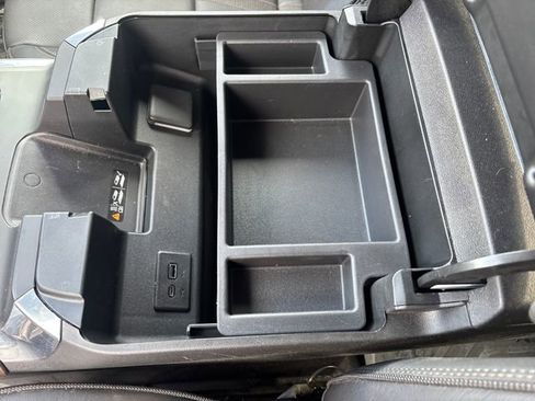 Used 2025 Chevrolet Silverado 3500 High Country w/ High Country Premium Package image 26