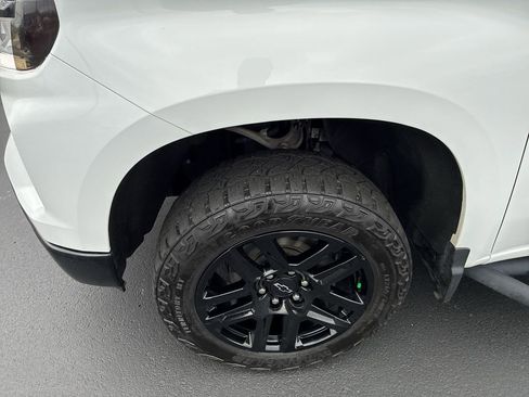 Used 2023 Chevrolet Silverado 1500 LT Trail Boss w/ Protection Package image 10