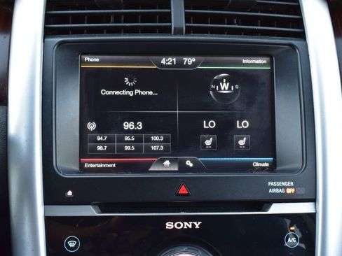 Used 2011 Ford Edge Limited image 28