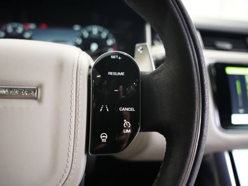 Used 2022 Land Rover Range Rover Sport HST image 16