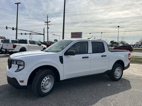 New 2026 Ford Maverick XL image 8