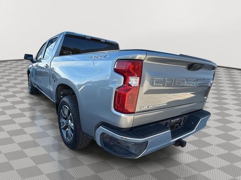 Used 2023 Chevrolet Silverado 1500 LT image 3