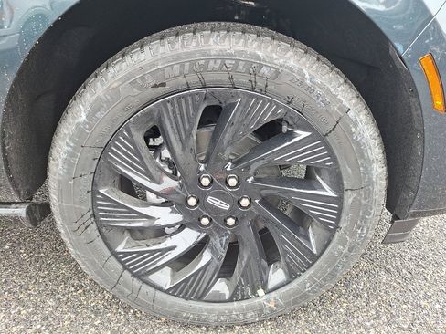 New 2026 Lincoln Navigator Reserve w/ Jet Appearance Package image 5