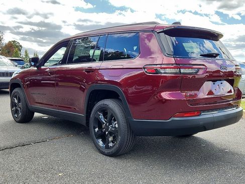New 2025 Jeep Grand Cherokee L Altitude AWD/4WD image 3