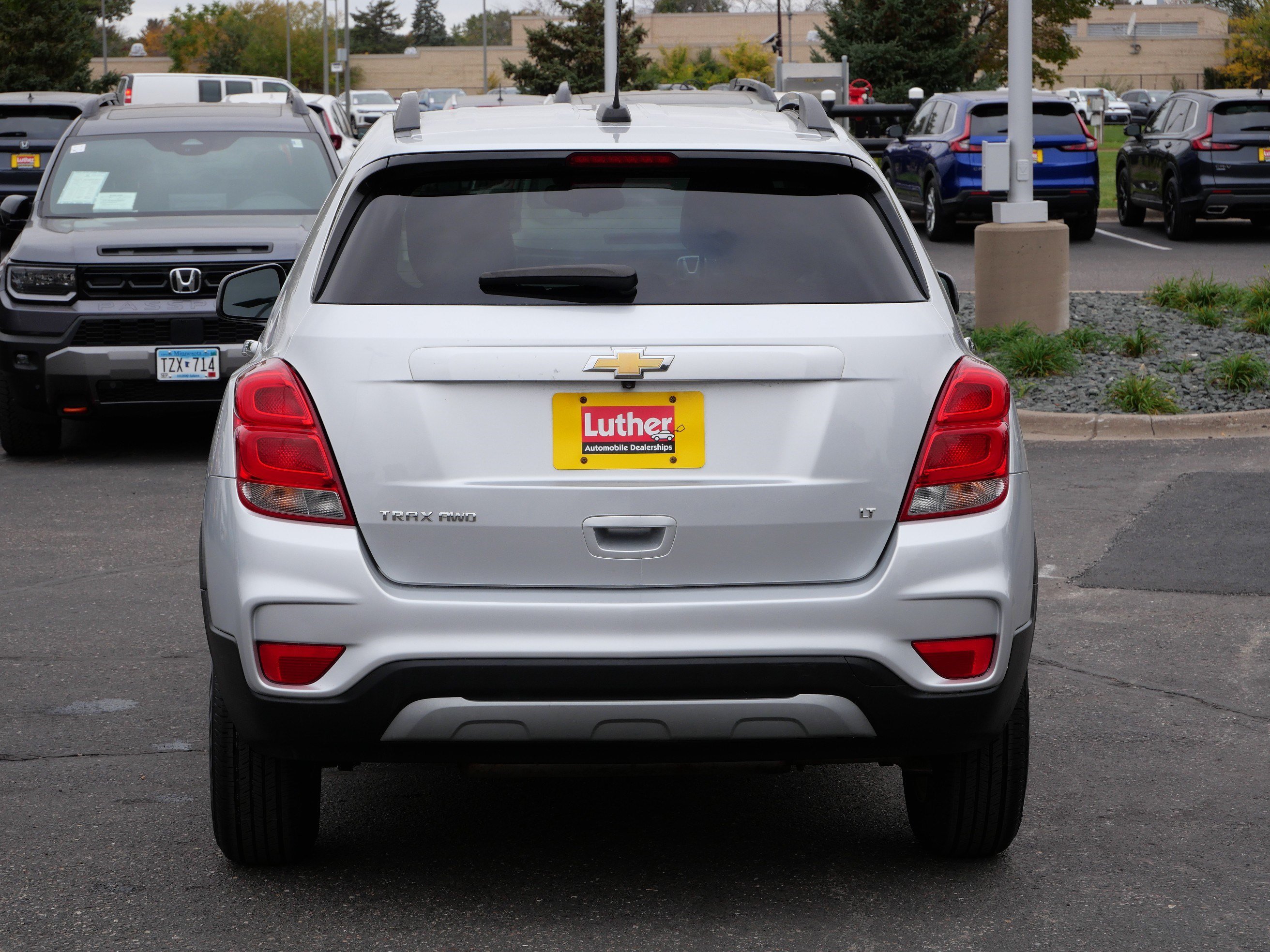 Used 2017 Chevrolet Trax LT w/ LT Convenience Package AWD/4WD image 6