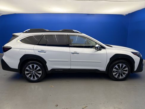 Certified 2025 Subaru Outback Touring XT w/ Popular Package #2 image 8