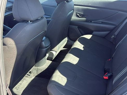 Used 2025 Hyundai Elantra Sport image 11
