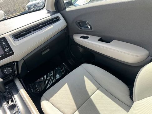Used 2022 Honda HR-V LX image 20