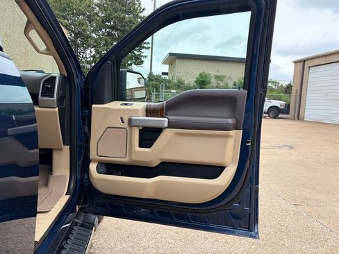 Used 2018 Ford F150 Lariat AWD/4WD image 32