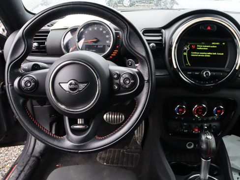 Used 2016 MINI Cooper Clubman S FWD image 5