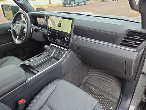 Certified 2025 Lexus GX 550 550 Premium+ image 18