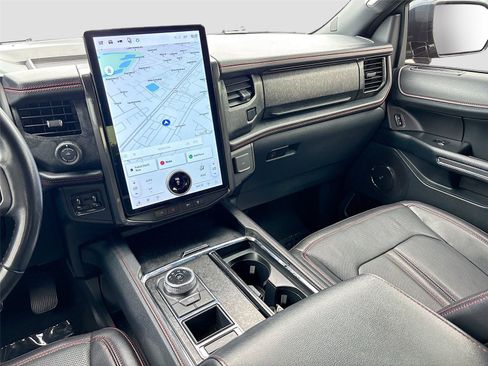 Used 2024 Ford Expedition Limited RWD image 25