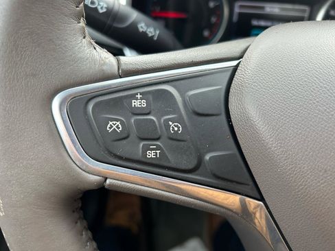 Used 2016 Chevrolet Malibu LT image 18