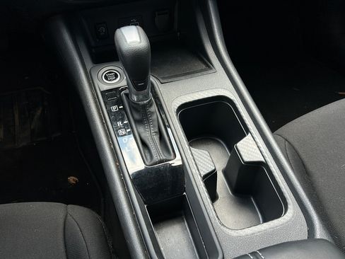 Certified 2025 Nissan Sentra S w/ Trunk Package FWD image 22